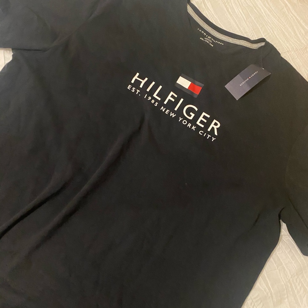 Classic Tommy Hilfiger logo tshirt